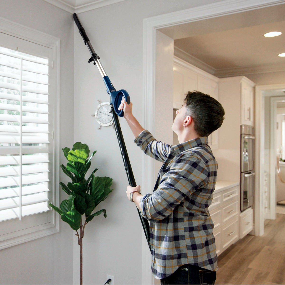 Navigator Swivel Pro Complete Corded Upright Vacuum Cleaner