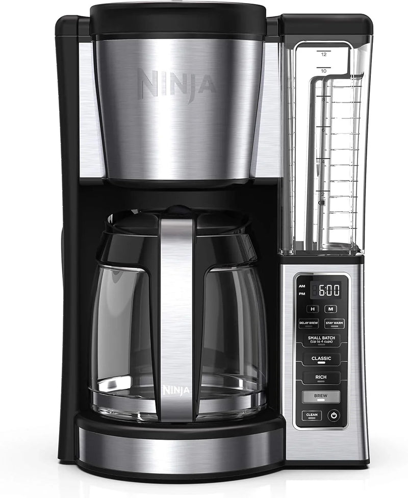 Programmable coffee machine, featuring two brewing modes, adjustable pre-heating plate and delayed brewing function J5247