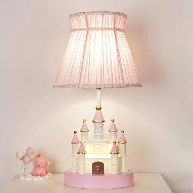 Cartoon children's table. Light pink bedside table. Princess-style cute castle-shaped resin material lamp for girls' bedroom and living room, with fabric shade cover. Q6267