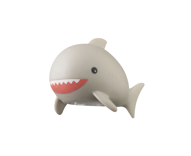 Electric LED Shark Colour-Changing Bath Light M9115