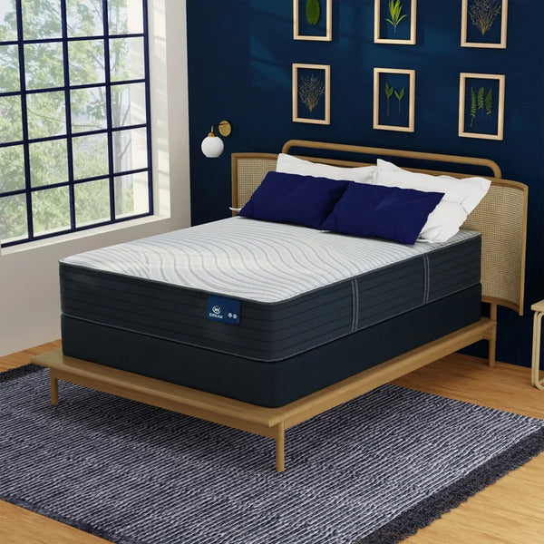 Serta iDream Upscale 30.5 cm (12 in.) Hybrid Mattress or Set B0239