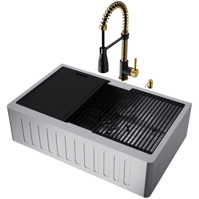 Oxford 33-in Single-Bowl Gold/Black Farmhouse Sink with Brant Faucet R7308